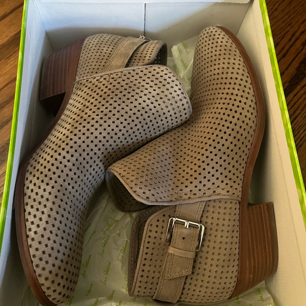 Size 9 Sam Edelman Putty Suede
